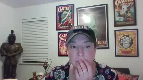 Snapshot of wendycu chatting on December 22, 2024, 5:34 am WendyCU online show from December 22, 2024, 5:34 am