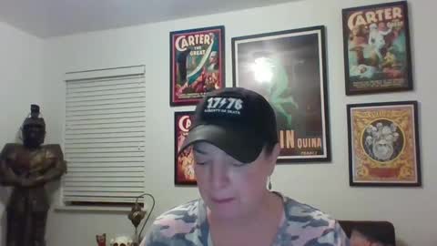 Snapshot of wendycu chatting on December 29, 2024, 12:30 am WendyCU online show from December 29, 2024, 12:30 am