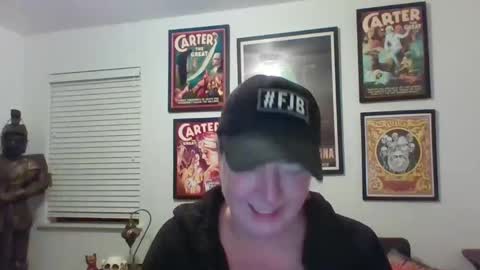 Snapshot of wendycu chatting on January 8, 2025, 6:41 am WendyCU online show from January 8, 2025, 6:41 am