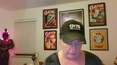 WendyCU online show from December 4, 2025, 3:38 am