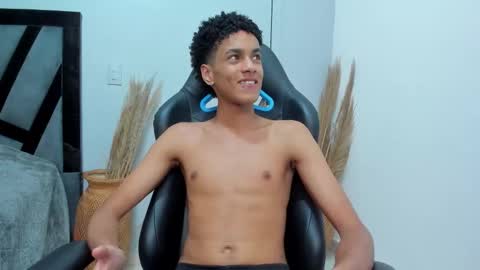 Snapshot of wes_gibbings chatting on December 20, 2025, 2:29 am WES online show from December 20, 2025, 2:29 am