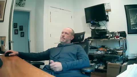 Snapshot of weseeyouwatching chatting on October 21, 2025, 5:57 pm weseeyouwatching online show from October 21, 2025, 5:57 pm