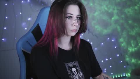 little girl who is always rightLisa online show from January 22, 2025, 2:26 am