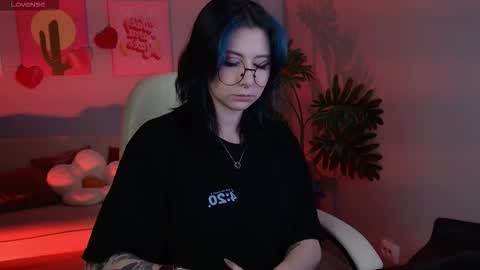 little girl who is always rightLisa online show from February 19, 2026, 1:12 am