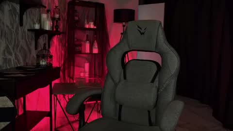 little girl who is always rightLisa online show from April 15, 2026, 1:23 am