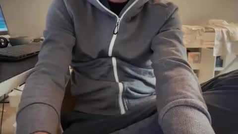 wet_adidasboy online show from October 9, 2025, 8:12 am