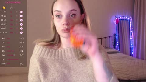 Lana online show from January 29, 2025, 7:43 pm