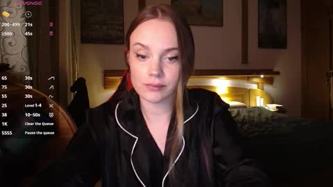 Lana online show from November 26, 2025, 8:54 pm