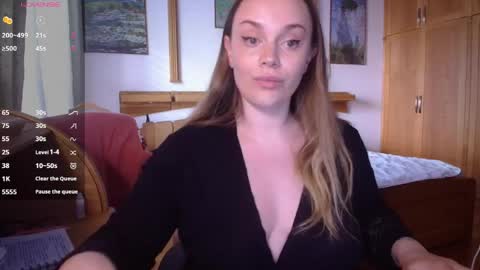 Snapshot of wet_lana chatting on April 20, 2026, 3:15 pm Lana online show from April 20, 2026, 3:15 pm