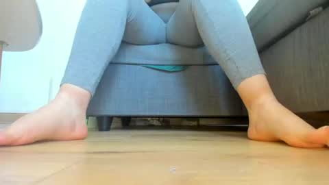 Snapshot of wet_pants2022 chatting on July 23, 2026, 1:53 pm wet_pants2022 online show from July 23, 2026, 1:53 pm