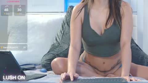 WetPussyAsian online show from December 13, 2024, 4:27 pm