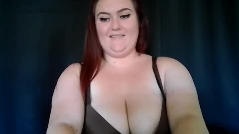 wetbunny25 online show from November 13, 2025, 4:28 pm