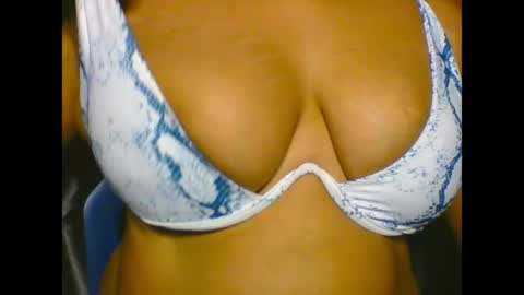 wetfatpussy_ online show from April 28, 2026, 2:27 am