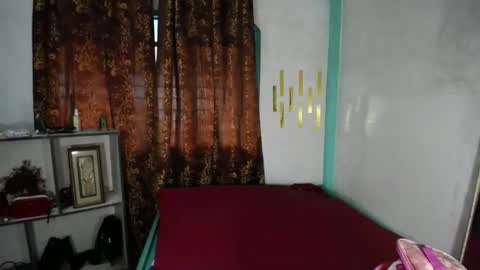 wettie_varsha online show from April 4, 2026, 1:26 am