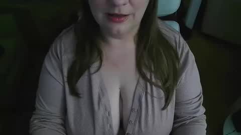 Snapshot of wetwordsonly chatting on April 29, 2026, 2:26 am WetWordsOnly online show from April 29, 2026, 2:26 am