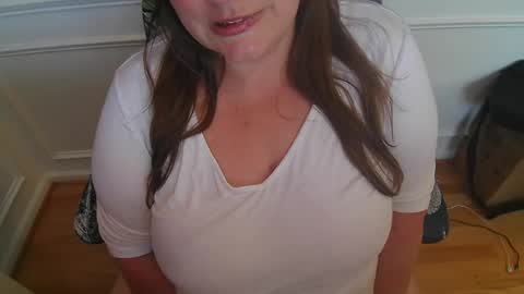 WetWordsOnly online show from July 16, 2026, 4:13 pm
