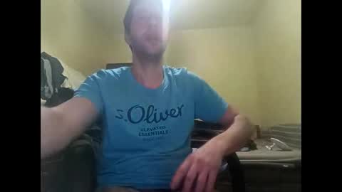 Snapshot of whatwouldyouliketosee chatting on April 11, 2026, 10:25 pm stoffy online show from April 11, 2026, 10:25 pm