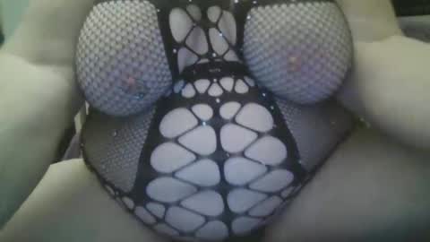 Snapshot of whipsnap19 chatting on November 8, 2025, 6:24 am whipsnap19 online show from November 8, 2025, 6:24 am