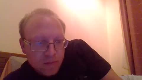 Snapshot of whispersindark chatting on May 16, 2026, 2:19 am Whispersindark online show from May 16, 2026, 2:19 am