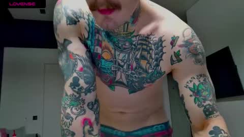 Max online show from October 6, 2025, 2:42 am