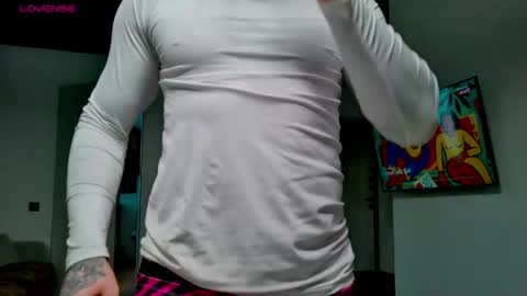 Max online show from April 19, 2026, 12:37 pm