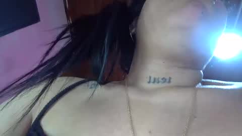 Snapshot of white_sexy_ chatting on February 13, 2025, 12:21 pm white_sexy_ online show from February 13, 2025, 12:21 pm