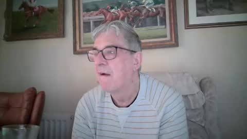 Snapshot of whitebriefs009 chatting on October 2, 2025, 8:32 am whitebriefs009 online show from October 2, 2025, 8:32 am