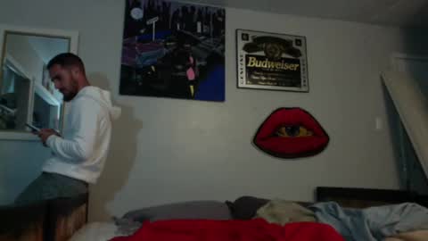 just  str8 stud nut  1000 online show from December 6, 2024, 8:37 am