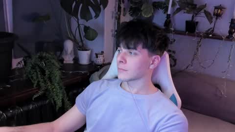 Gus online show from December 5, 2024, 6:11 pm