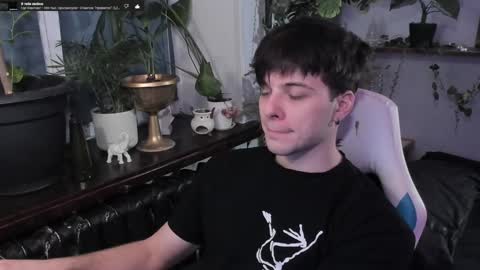 Gus online show from February 4, 2025, 6:06 pm