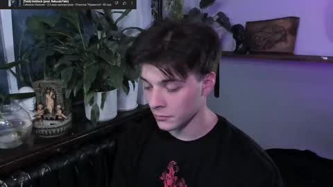 Gus online show from October 5, 2025, 6:39 pm