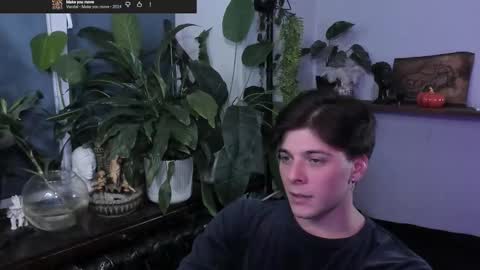 Gus online show from November 14, 2025, 8:40 pm