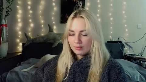 Snapshot of whitehex666 chatting on November 29, 2025, 6:44 pm whitehex666 online show from November 29, 2025, 6:44 pm