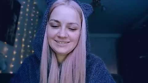 whitehex666 online show from February 3, 2026, 2:11 pm