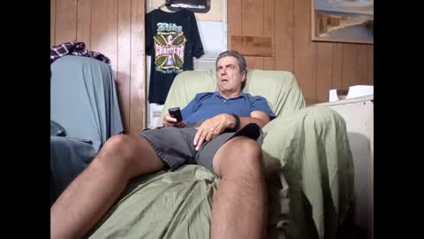 whitelion67 online show from December 15, 2025, 12:26 am