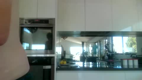 Snapshot of whitepantieman chatting on January 17, 2025, 1:36 am whitepantieman online show from January 17, 2025, 1:36 am