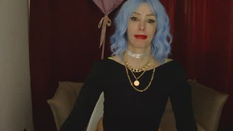 White Queen online show from February 5, 2025, 11:23 am