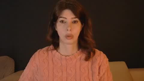 White Queen online show from January 18, 2026, 3:49 pm