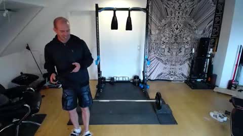 whiterabbit_86 online show from September 12, 2025, 1:11 pm