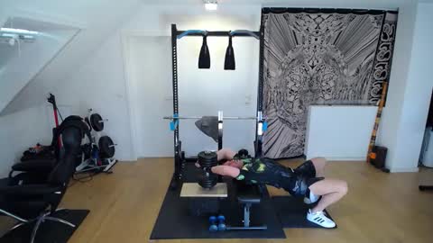 whiterabbit_86 online show from September 15, 2025, 11:21 am