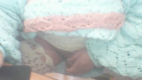 whitesweater online show from December 9, 2024, 10:43 am