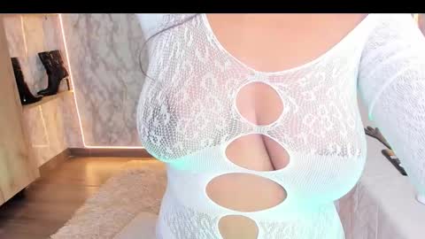 Snapshot of whitneyyfox chatting on March 26, 2026, 4:56 pm whitneyyfox online show from March 26, 2026, 4:56 pm