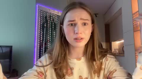Snapshot of whoisalisa chatting on December 25, 2024, 9:34 am Alisa online show from December 25, 2024, 9:34 am