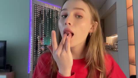 Snapshot of whoisalisa chatting on January 30, 2025, 10:19 am Alisa online show from January 30, 2025, 10:19 am