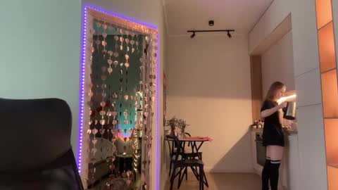 Snapshot of whoisalisa chatting on February 5, 2025, 7:07 am Alisa online show from February 5, 2025, 7:07 am