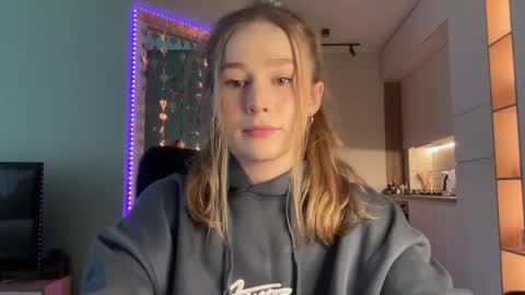 Snapshot of whoisalisa chatting on February 8, 2025, 6:54 am Alisa online show from February 8, 2025, 6:54 am