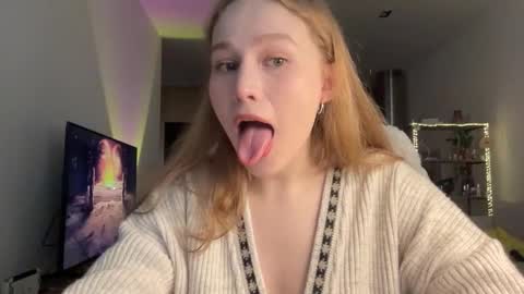 Snapshot of whoisalisa chatting on September 29, 2025, 7:24 am Alisa online show from September 29, 2025, 7:24 am