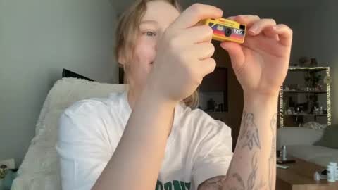 Snapshot of whoisalisa chatting on July 23, 2026, 7:50 am Alisa online show from July 23, 2026, 7:50 am