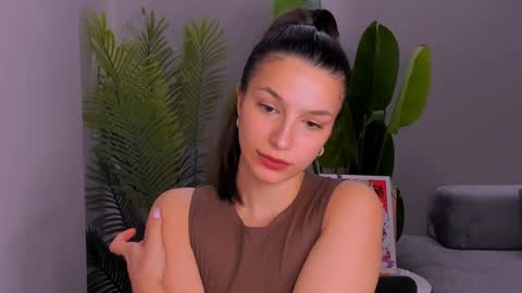 whoislulu online show from December 3, 2024, 5:45 pm