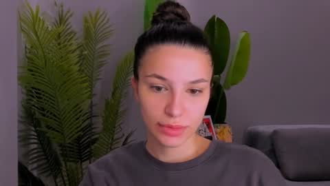 whoislulu online show from February 3, 2025, 7:07 am